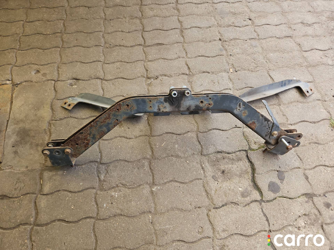 A9303100858, A9303103763, A9303103863, A9425280544, A9425280641, A9425280741 Кронштейн воздушного фильтра Mercedes-Benz Actros 3 (MP3) 2013г. - фото №2