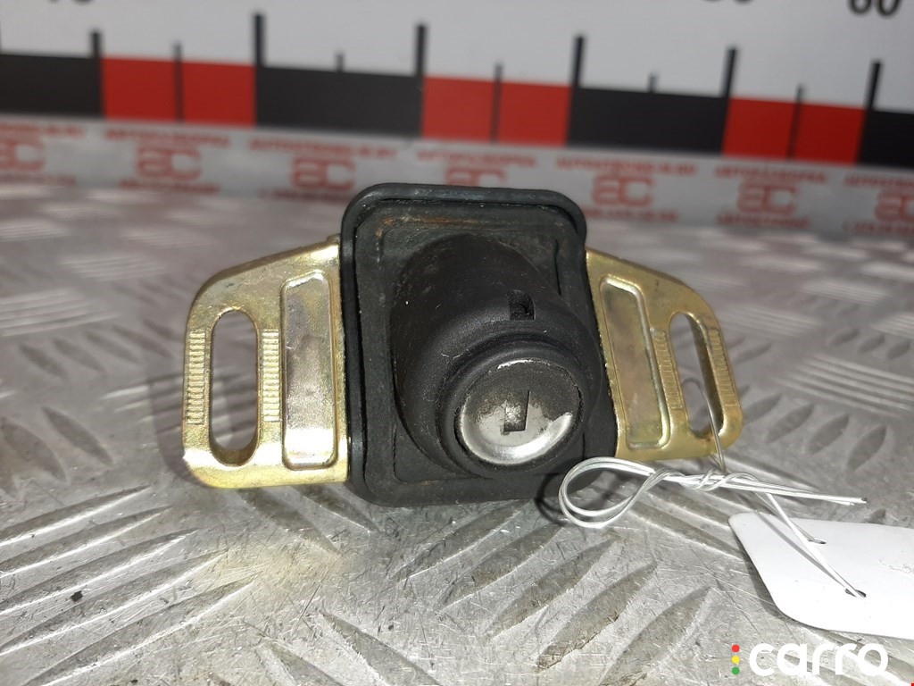 A4147600105 Личинка дверного замка Mercedes Vaneo 2004г. - фото №1
