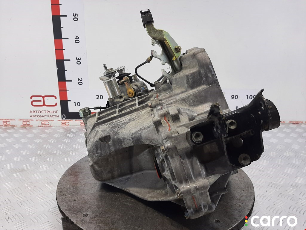 3030052A70 КПП механическая (МКПП) 5-ступенчатая Toyota Yaris 2004г. - фото №3