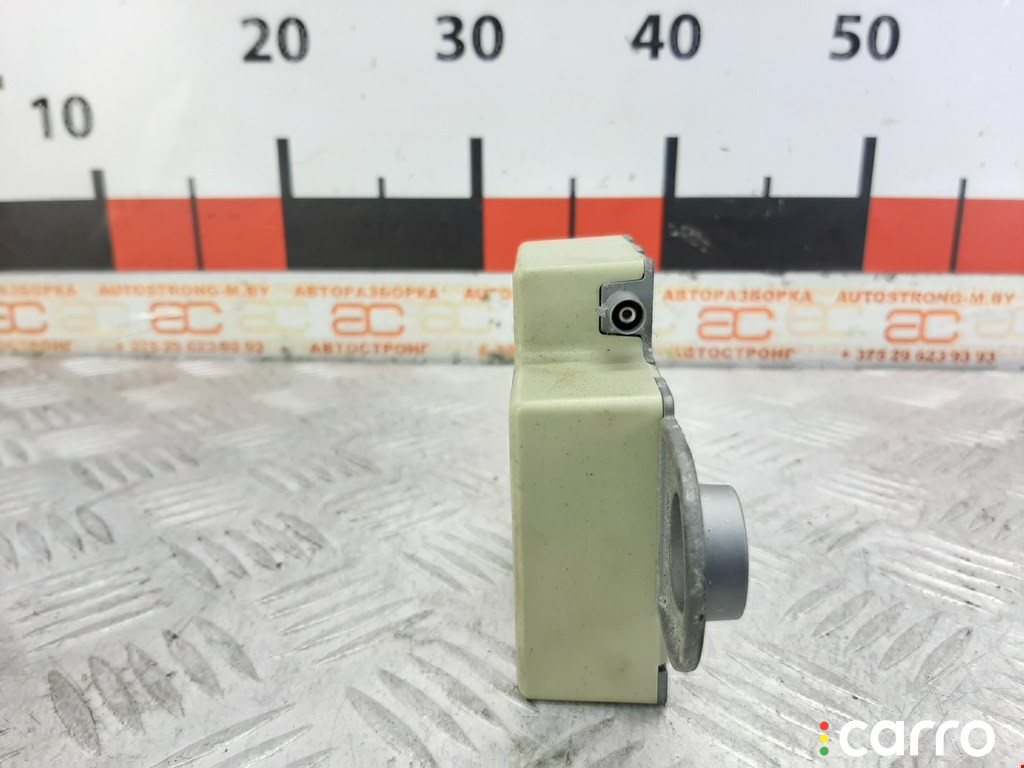 6935024, 65206935024 Усилитель антенны BMW 3 E90/E91/E92/E93 2008г. - фото №3