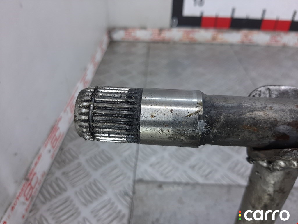 31607622884, P755394604 Полуось передняя правая (приводной вал, ШРУС) BMW X5 E70 2007г. - фото №4