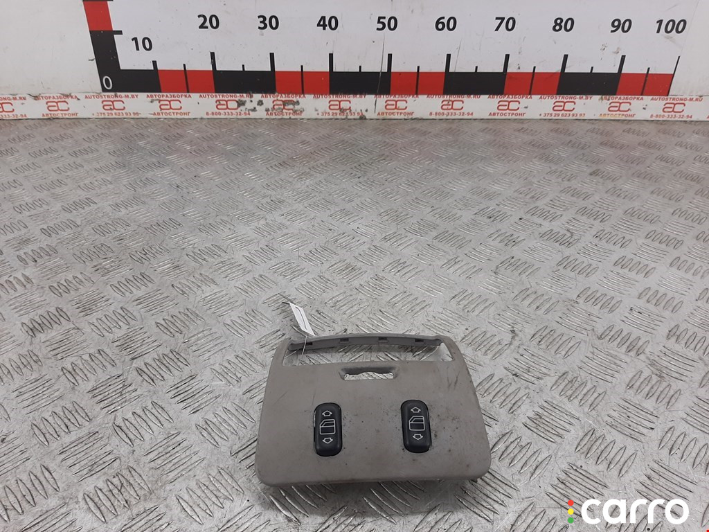 A2208206710 Кнопка стеклоподъемника Mercedes CL W215 2001г. - фото №1