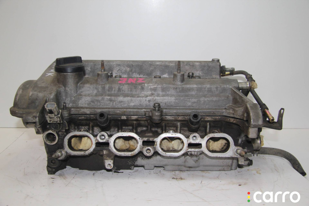 головка блока цилиндров Toyota FunCargo 2000г. - фото №1