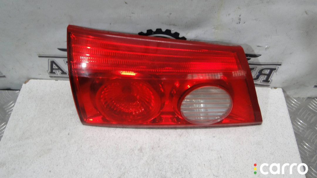 81680-AE020 фонарь крышки багажника левый Toyota Sienna 2 2007г. - фото №4