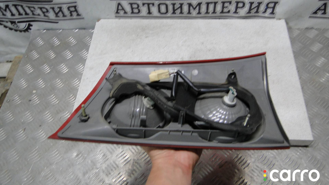 81680-AE020 фонарь крышки багажника левый Toyota Sienna 2 2007г. - фото №5