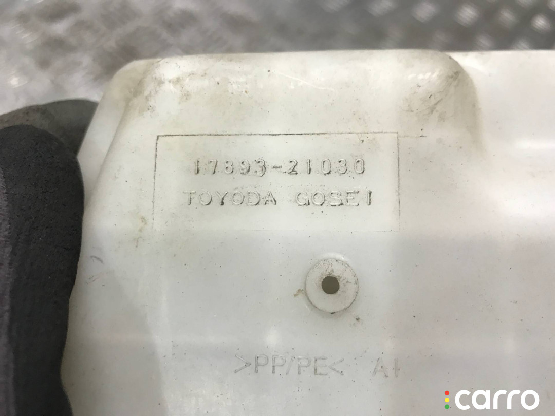 17893-21030 Резонатор воздушного фильтра Toyota Prius 2 2008г. - фото №2