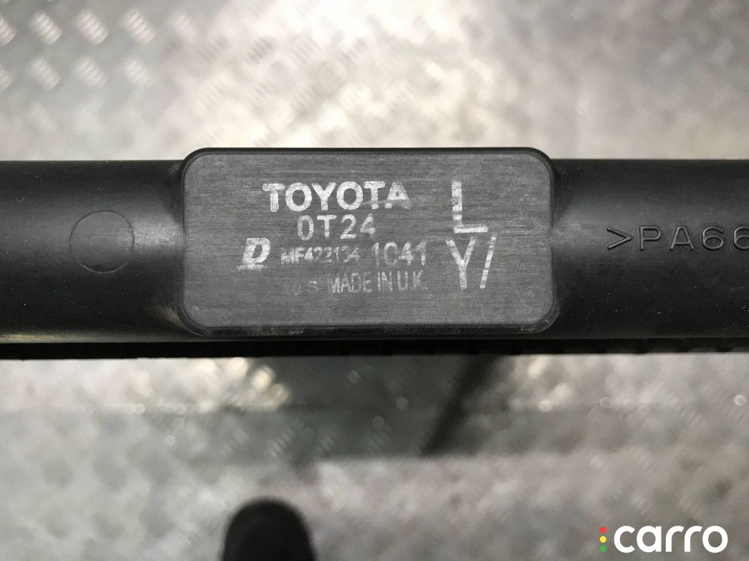 16400-37230 радиатор основной Toyota Prius 3 2010г. - фото №3
