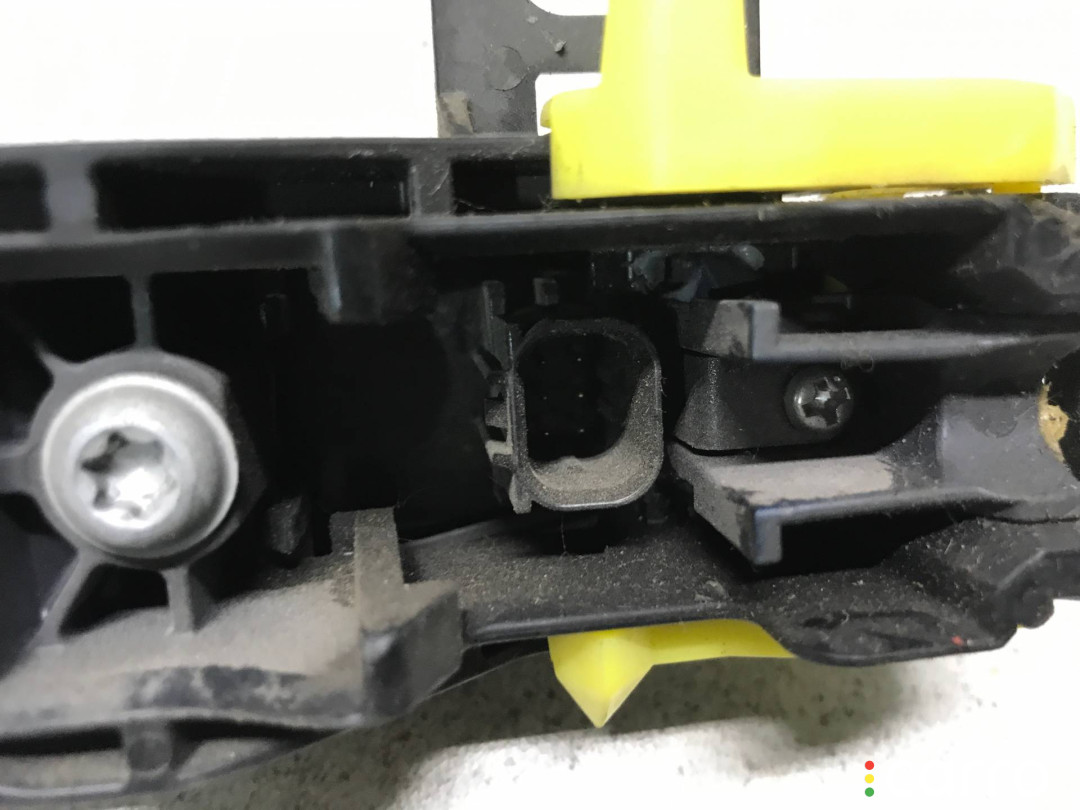 69201-47060, 69210-74030, 69217-74010 ручка наружная двери передней правой Toyota Prius 3 2010г. - фото №4