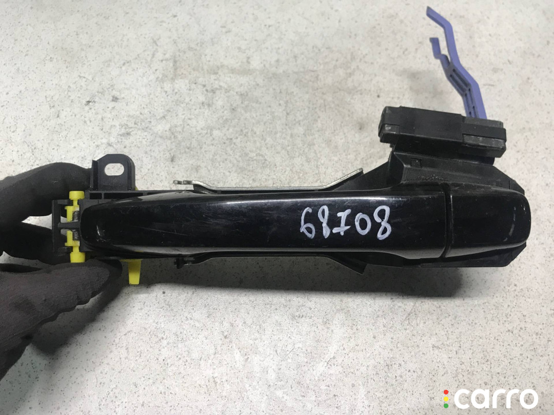 69211-74020, 6920447020, 69227-47010 ручка наружная двери задней левой Toyota Prius 3 2010г. - фото №1