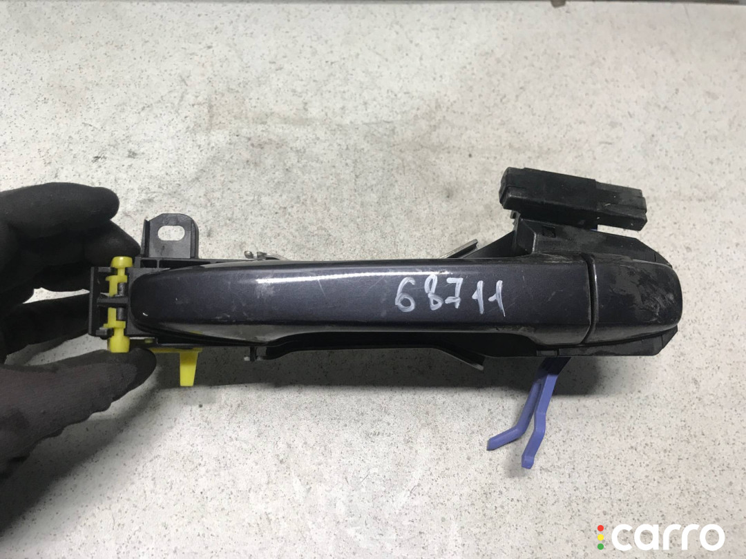 69211-74020, 6920447020, 69227-47010 ручка наружная двери задней левой Toyota Prius 3 2010г. - фото №1