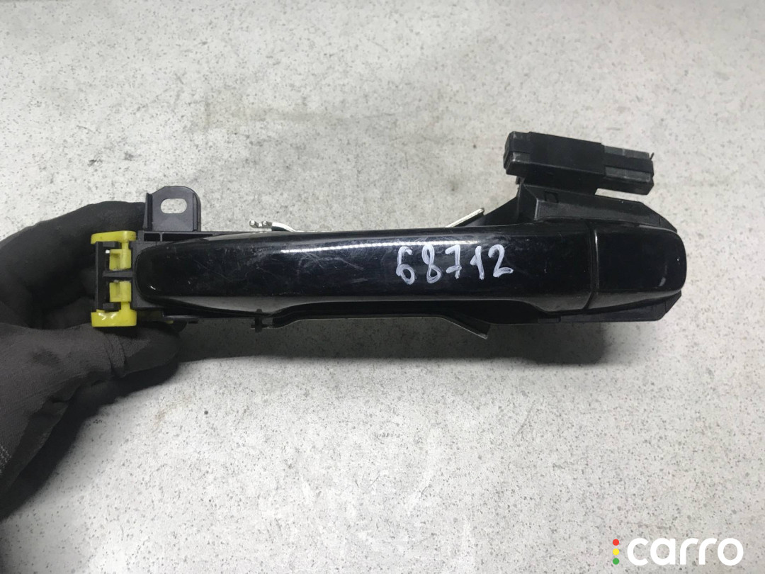 69211-74020, 6920447020, 69227-47010 ручка наружная двери задней левой Toyota Prius 3 2010г. - фото №1