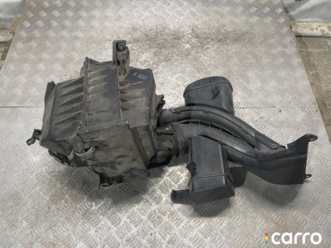 17711-0P021, 17711-0P022, 17711-0P023, 17750-0P010 Фильтр воздушный Toyota Sienna 3 2012г. - фото №9