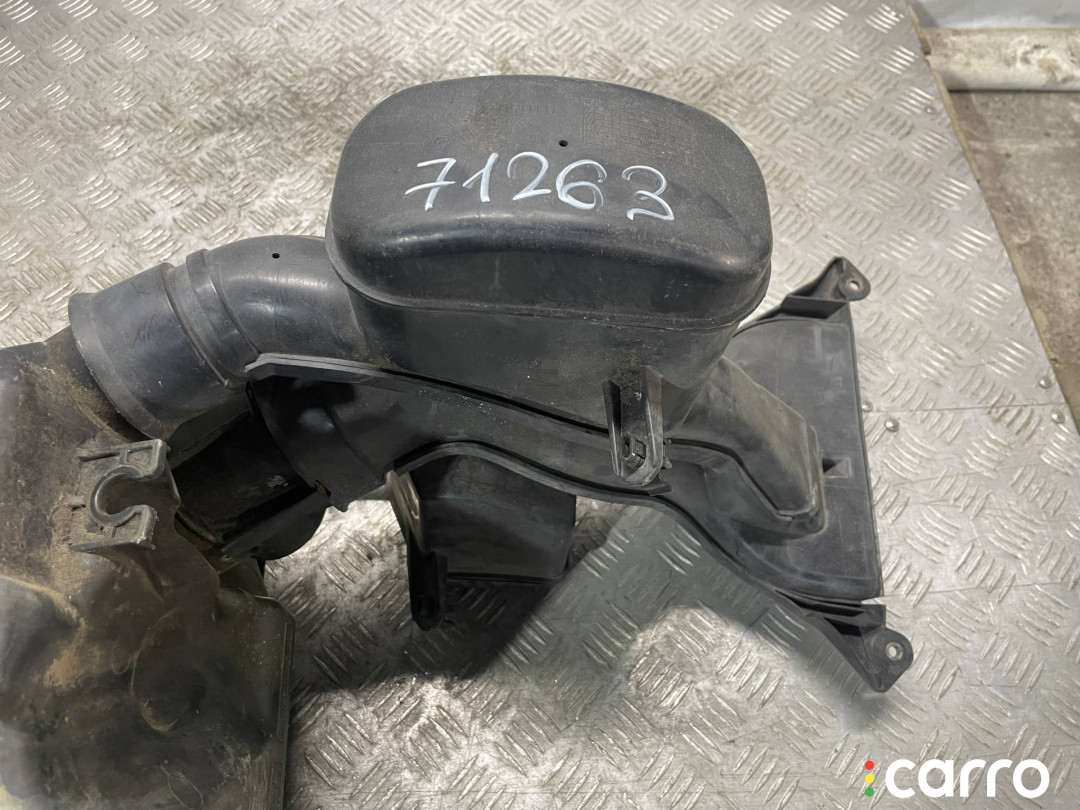 17711-0P021, 17711-0P022, 17711-0P023, 17750-0P010 Фильтр воздушный Toyota Sienna 3 2012г. - фото №6