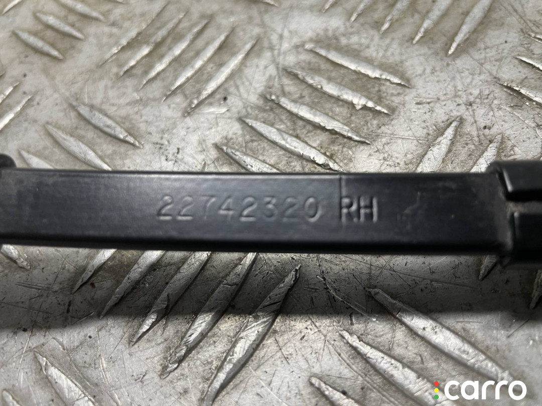 22742320 щеткодержатель (поводок стеклоочистителя, дворник) правый Chevrolet Volt 2013г. - фото №5