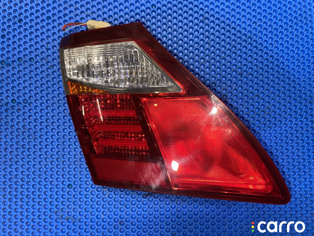 81591-50250, 81591-50270 фонарь крышки багажника левый Lexus LS 4 2011г. - фото №1