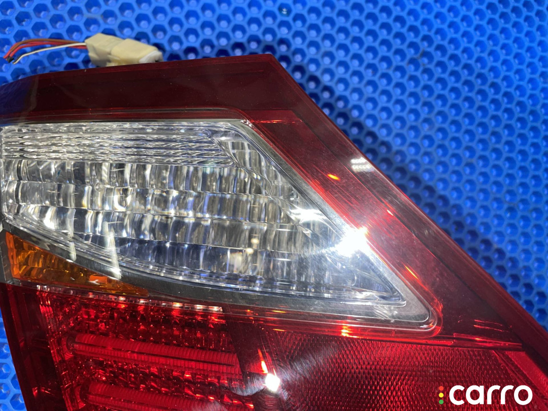81591-50250, 81591-50270 фонарь крышки багажника левый Lexus LS 4 2011г. - фото №2