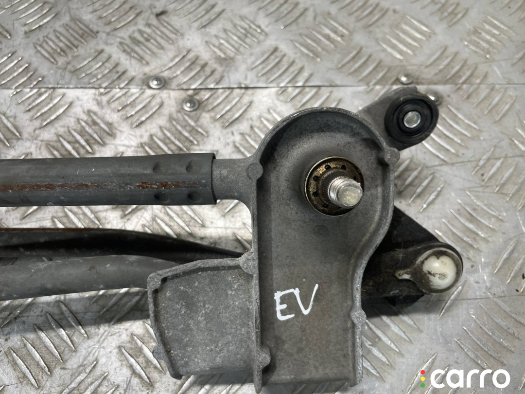 8511050140, 85150-47140 механизм стеклоочистителя (трапеция дворников) Toyota Prius 3 2010г. - фото №2