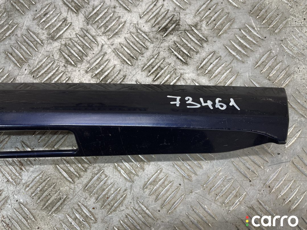Накладка двери (крышки) багажника Toyota Sienna 2 2005г. - фото №4