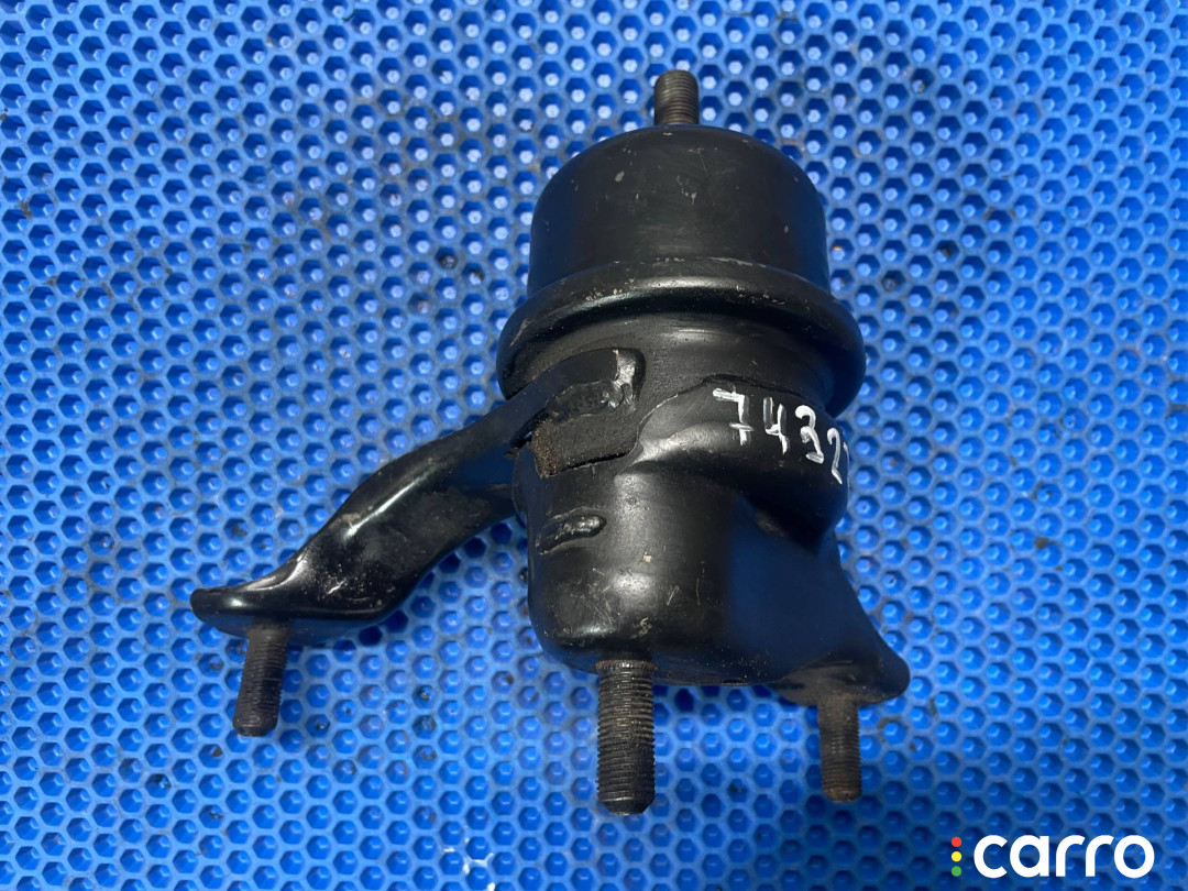 12362-0A020, 12362-0A030 Подушка крепления двигателя передняя правая Toyota Sienna 2 2005г. - фото №1