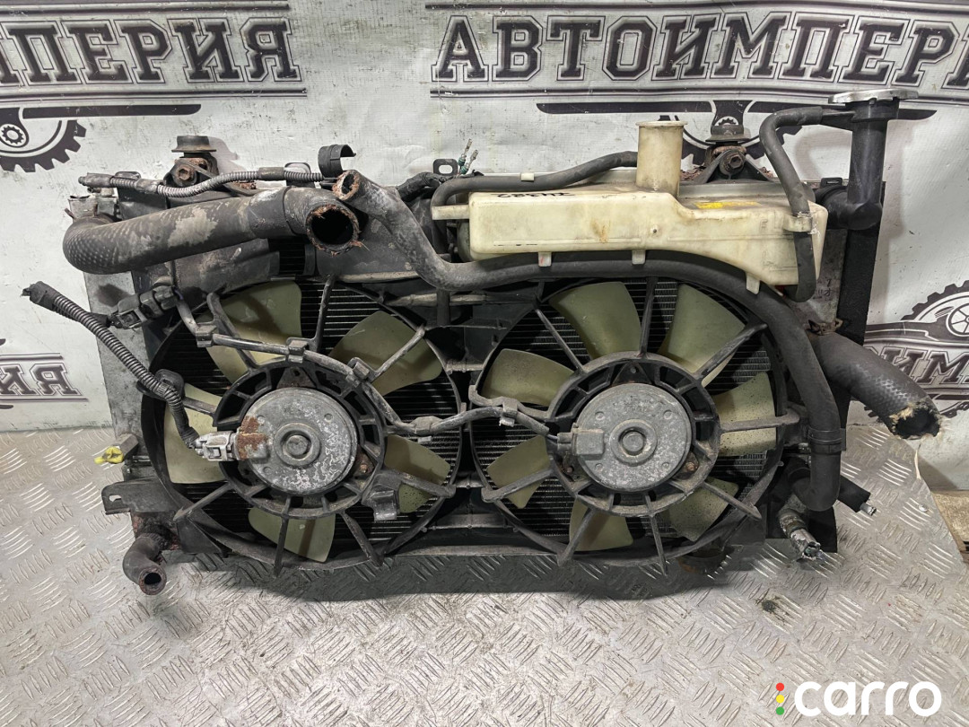 16041-21281, 16711-21100, 88450-47020 кассета радиаторов Toyota Prius 2 2007г. - фото №1