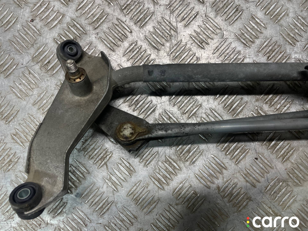 0641001080, 85110-AE010 механизм стеклоочистителя (трапеция дворников) Toyota Sienna 2 2006г. - фото №9