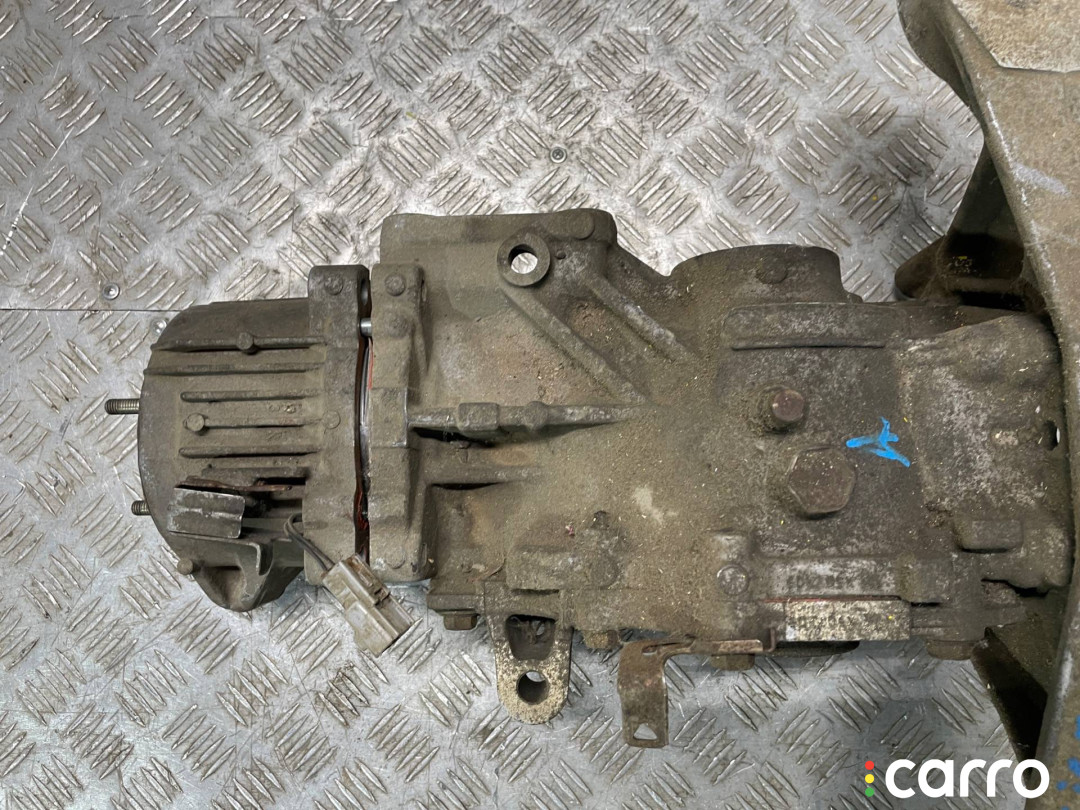 41110-45010, 41110-45011, 41303-28011, 41303-28012 редуктор заднего моста Toyota Sienna 3 2012г. - фото №2