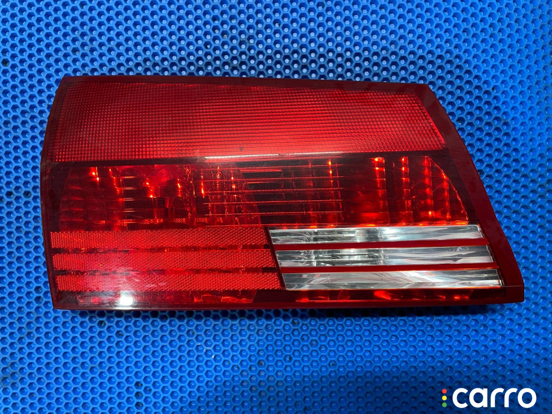 81680-AE020, 81680-AE010 фонарь крышки багажника левый Toyota Sienna 2 2005г. - фото №1