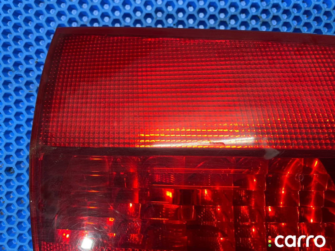 81680-AE020, 81680-AE010 фонарь крышки багажника левый Toyota Sienna 2 2005г. - фото №4