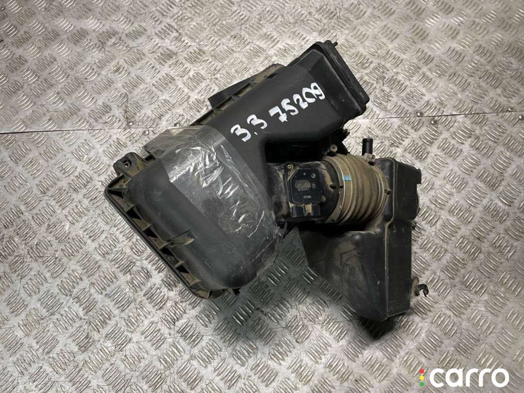 17700-0A210, 17700-0A230 Корпус воздушного фильтра Toyota Sienna 2 2004г. - фото №1