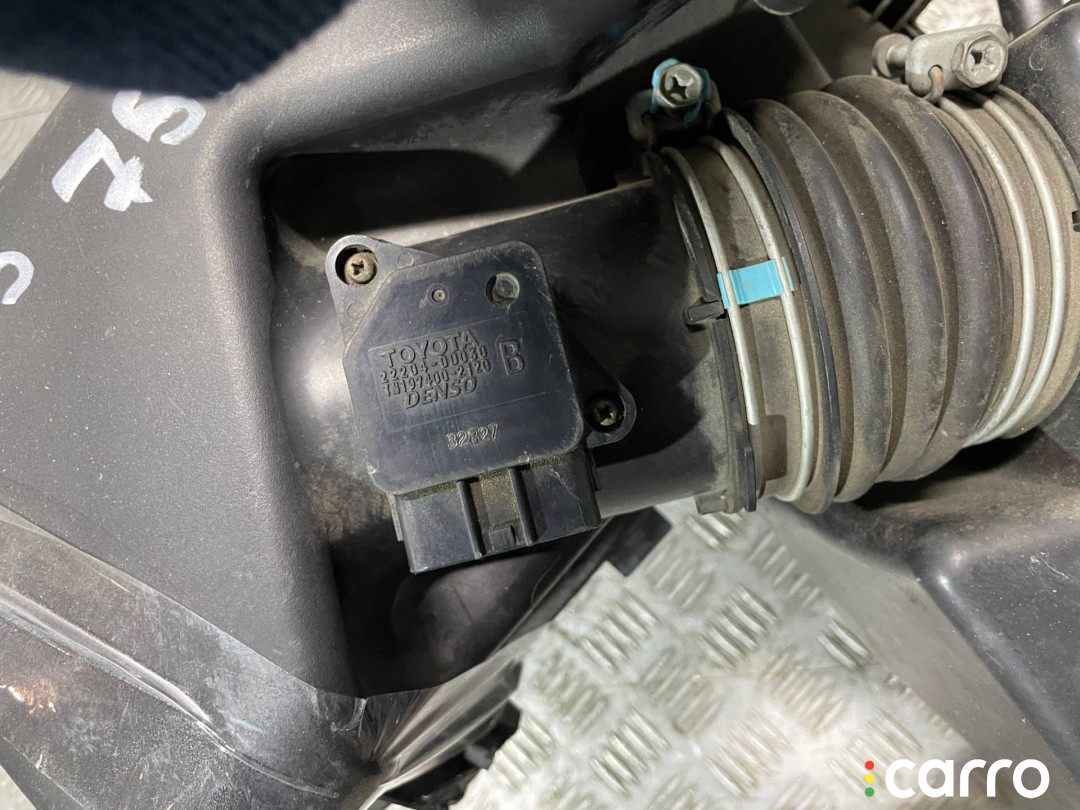 17700-0A210, 17700-0A230 Корпус воздушного фильтра Toyota Sienna 2 2004г. - фото №4