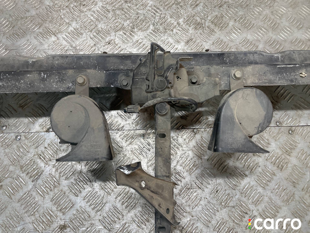53205-08030, 53208-08020, 53510-0804, 53510-08040 верхняя планка телевизора Toyota Sienna 3 2012г. - фото №6
