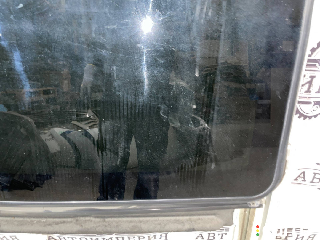 63201-08030, 63201-08031, 63203-08030, 63203-08031 Люк Toyota Sienna 3 2011г. - фото №4