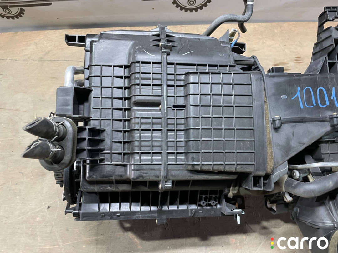 87010-08070, 87050-08020, 87050-08040, 87130-08060, 87130-08080 Отопитель в сборе (печка) Toyota Sienna 2 2005г. - фото №2