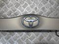 76801-47030, 76801-47050 Накладка двери (крышки) багажника Toyota Prius 2 2007г. - фото №3