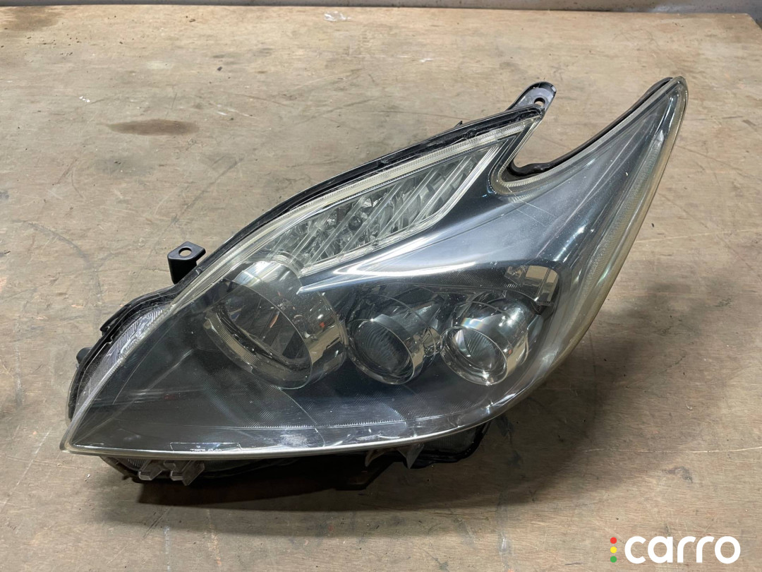 81185-47240, 81185-47241, 81185-47340 Фара левая Toyota Prius 3 2010г. - фото №1