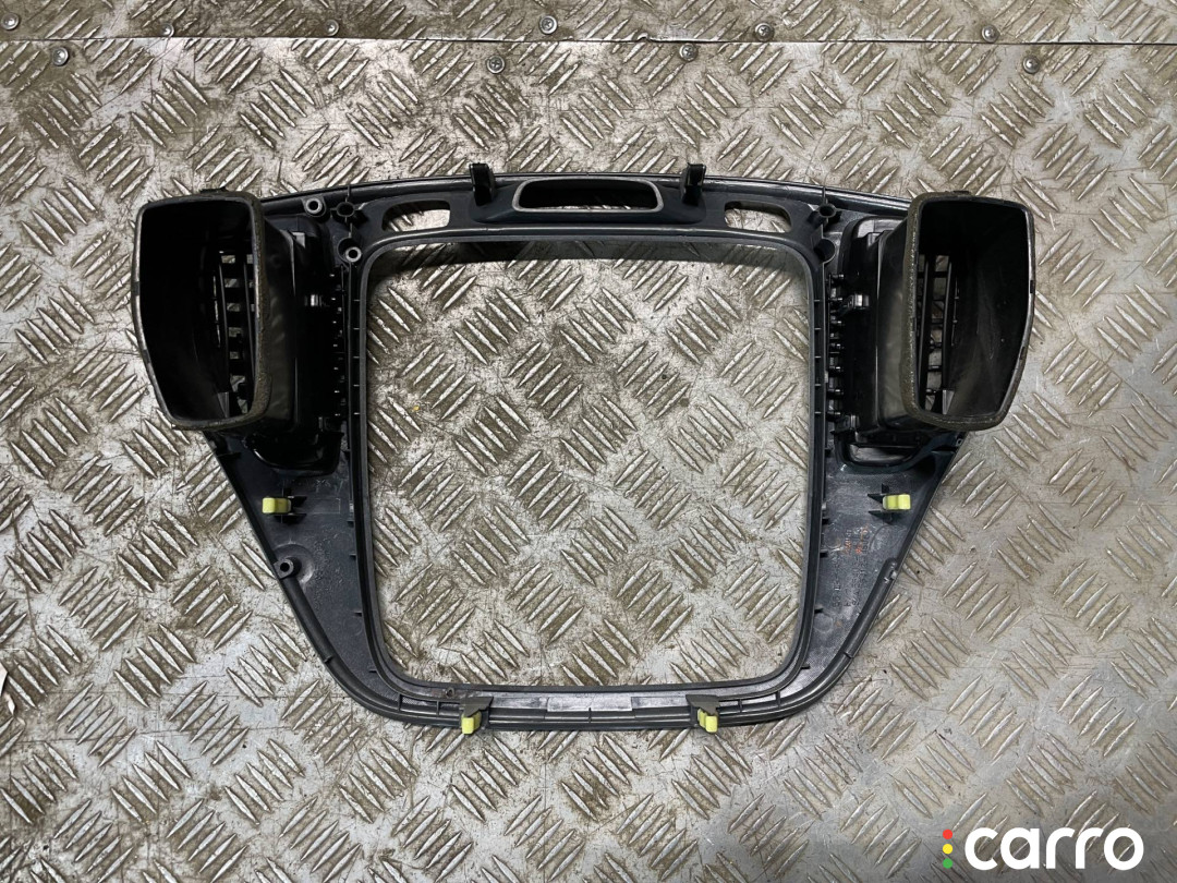 55420-48070-B0 декоративная накладка центральной консоли Toyota Highlander 2005г. - фото №5