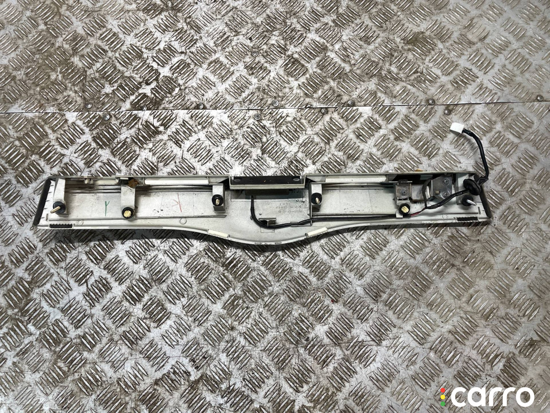 76801-47060 Накладка двери (крышки) багажника Toyota Prius 2 2007г. - фото №5