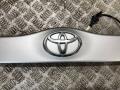76801-47060 Накладка двери (крышки) багажника Toyota Prius 2 2007г. - фото №3