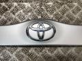 76801-47060 Накладка двери (крышки) багажника Toyota Prius 2 2007г. - фото №3