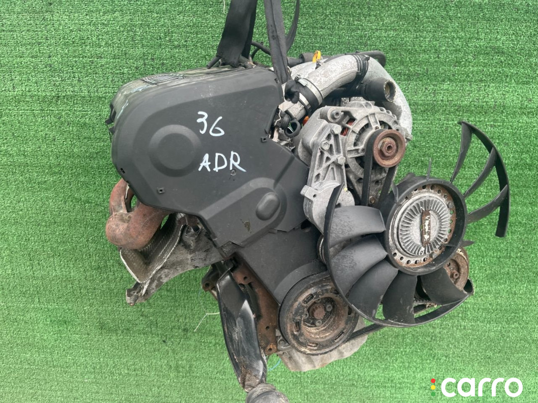 ADR Двигатель Audi A4 1999г. - фото №1