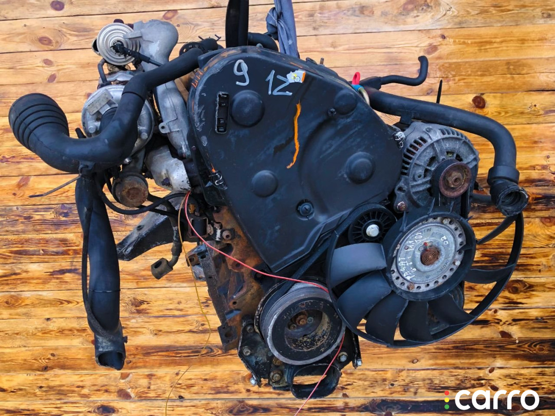 Двигатель Audi 80 1992г. - фото №1