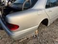 Задняя часть кузова (тазик) Mercedes E W210 2002г. - фото №4