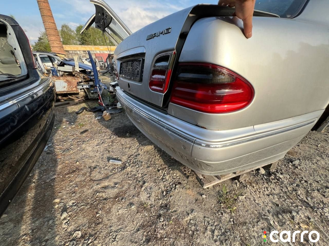 Задняя часть кузова (тазик) Mercedes E W210 2002г. - фото №6