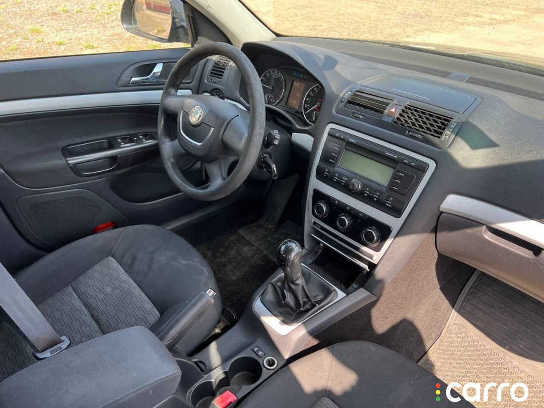 Консоль салона (кулисная часть) Skoda Octavia 2009г. - фото №9