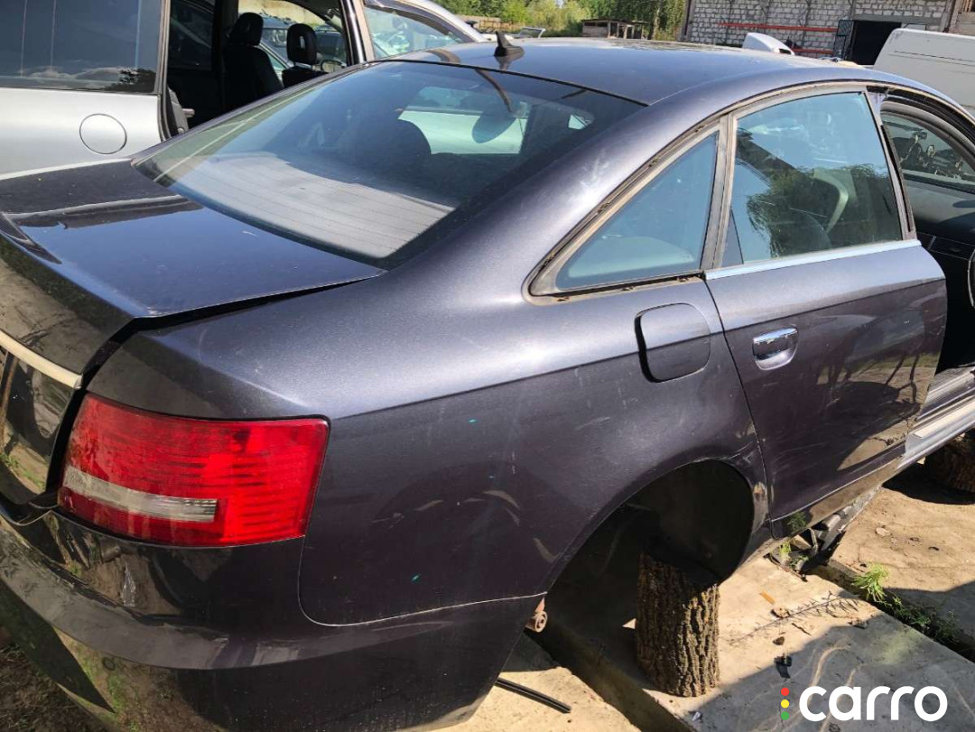 Обшивка багажника Audi A6 2004г. - фото №1