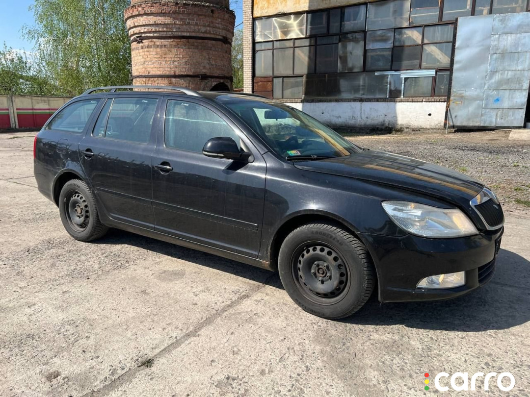 Обшивка крышки багажника Skoda Octavia 2009г. - фото №6