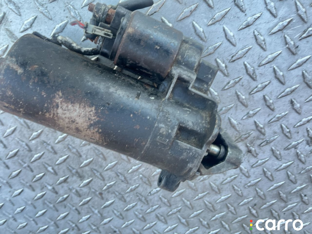 1005821478 Стартер Volkswagen Passat 2000г. - фото №4