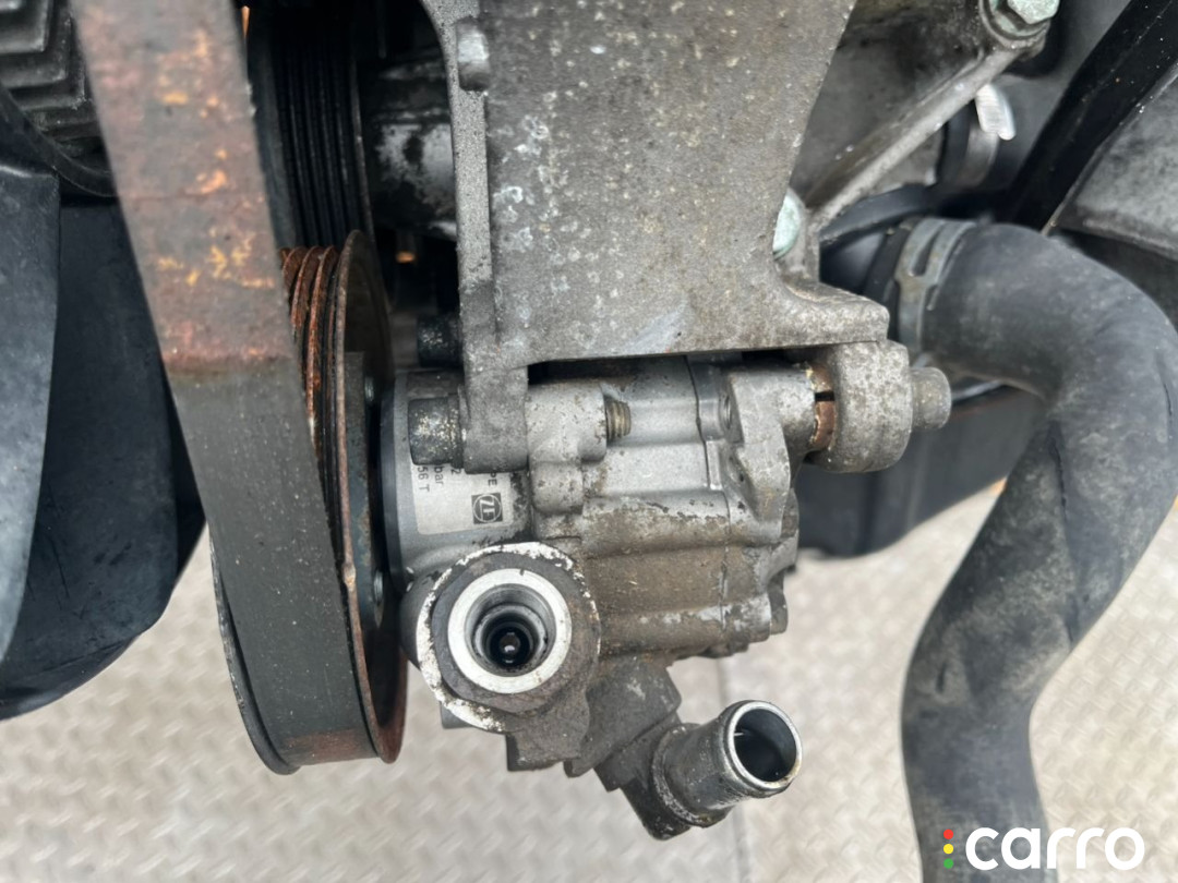 8D0145156T Насос гидроусилителя руля Volkswagen Passat 1998г. - фото №2