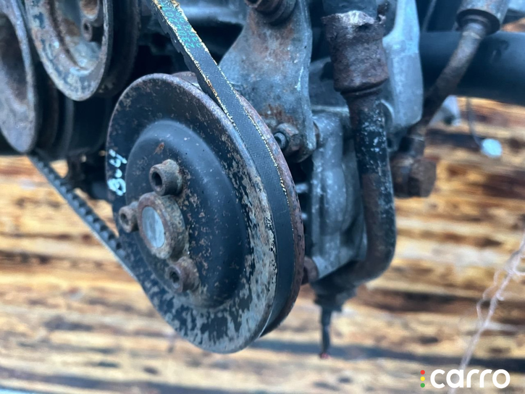 Насос гидроусилителя руля Audi 80 1995г. - фото №2
