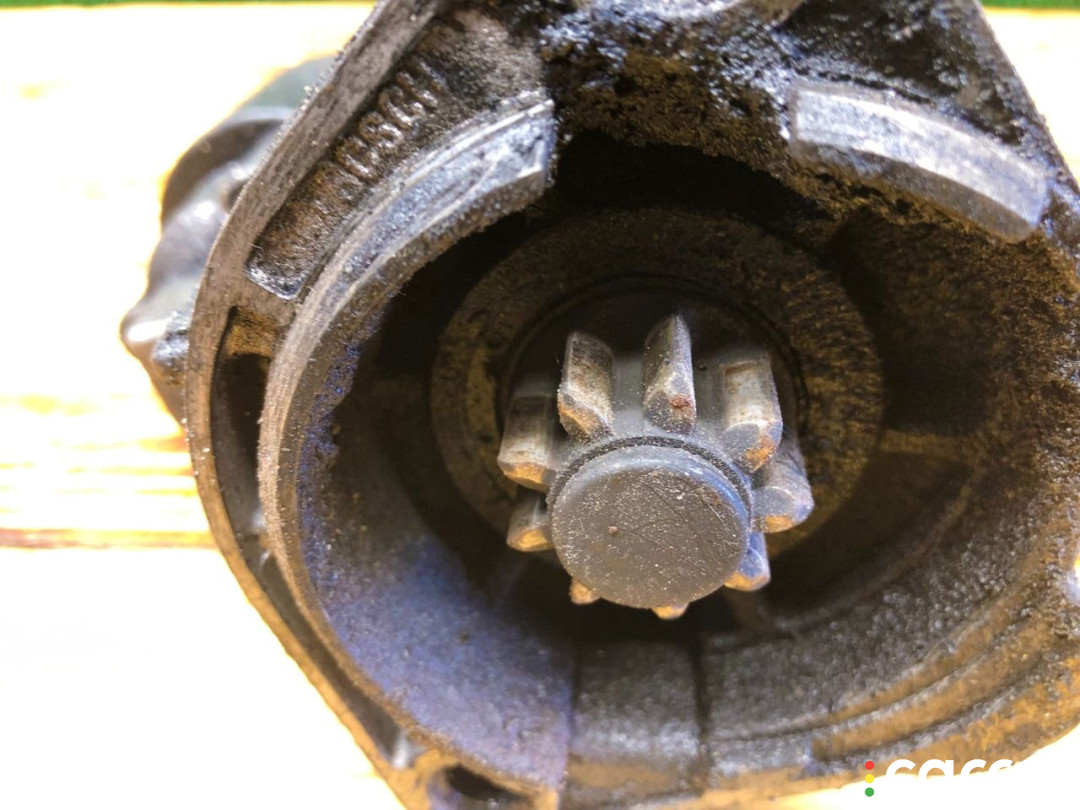 0001124020, 068911024 Стартер Volkswagen Passat 2001г. - фото №3